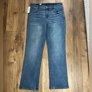 NWT! Express Women’s Classic Bootcut Jeans, Medium Wash, Plus Size, Size 16